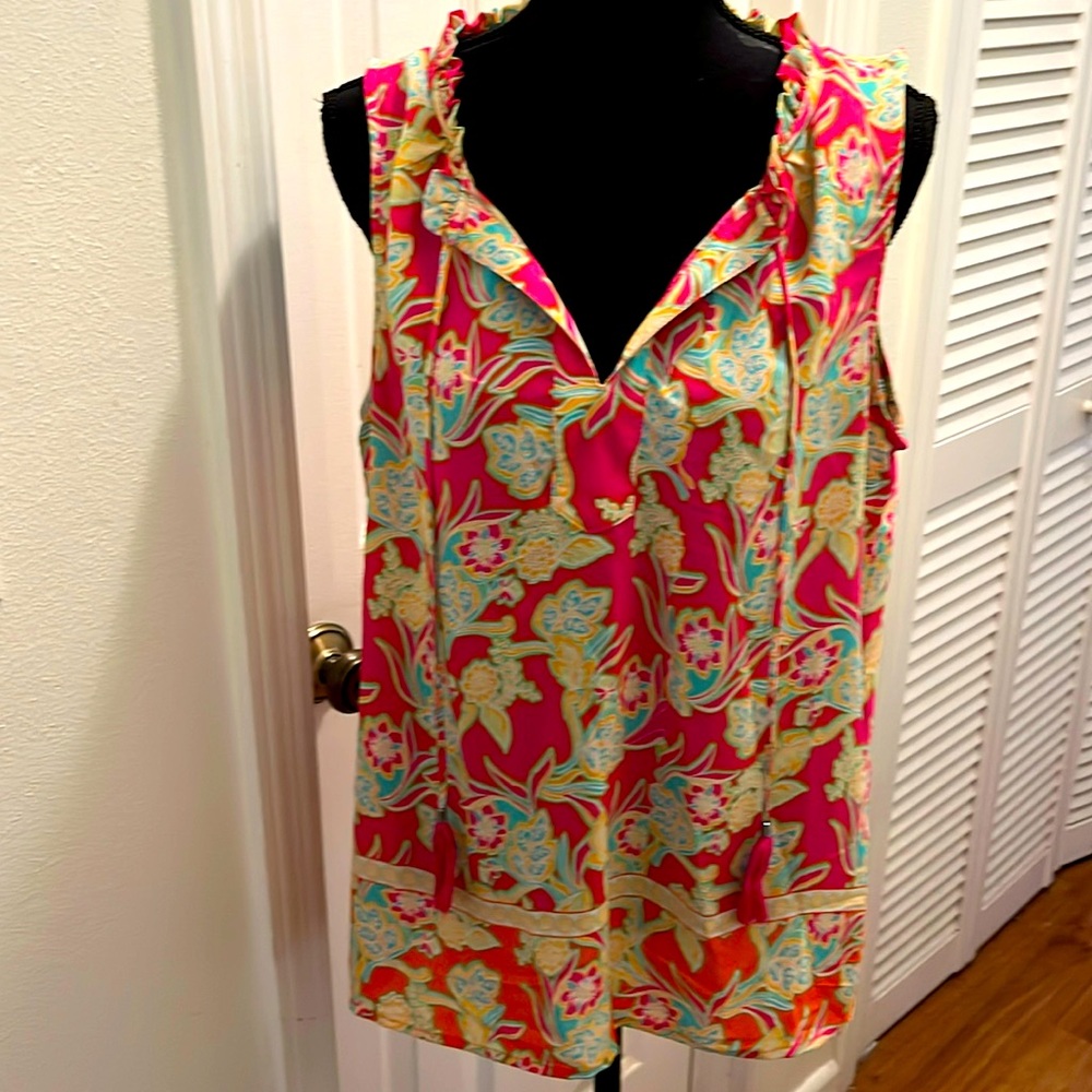 Rose + Olive sleeveless floral top
